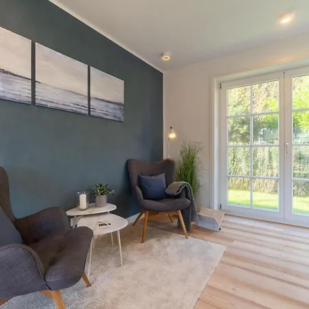 Marie Holiday home